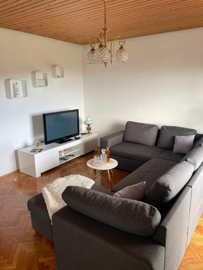 Apartment " So" Zengg Kültér fotó