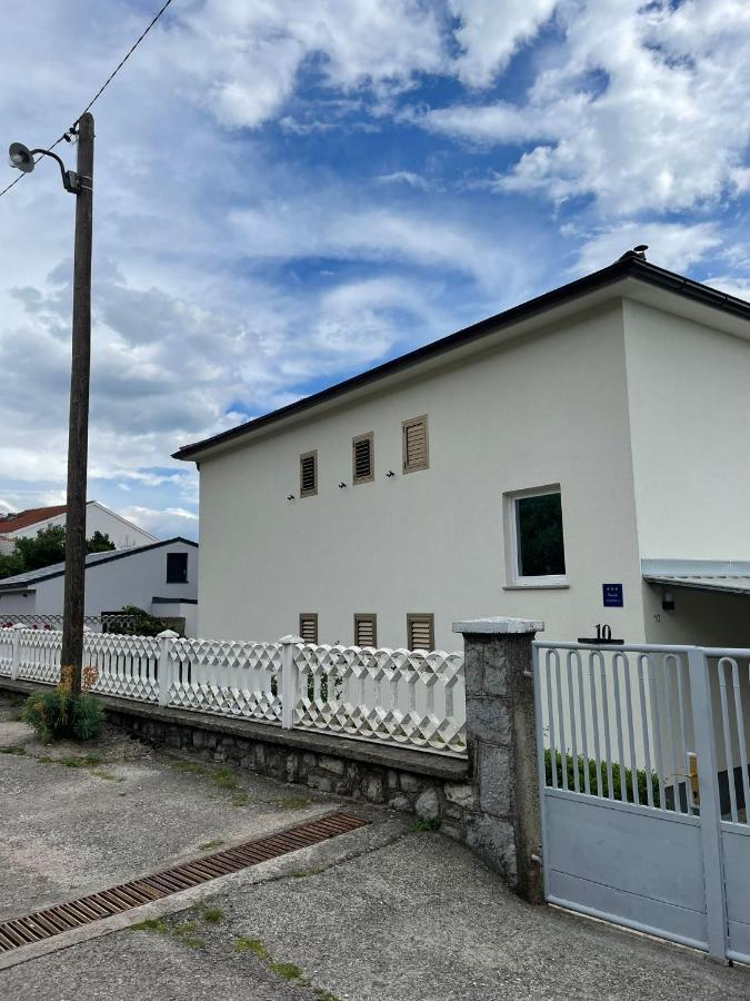 Apartment " So" Zengg Kültér fotó